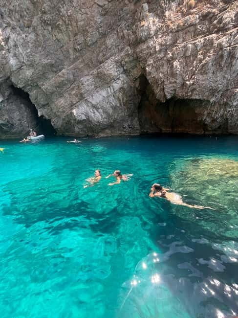 Sorrento: Private Boat Tour to Amalfi Coast with Skipper - Practical Tips for Your Private Boat Tour