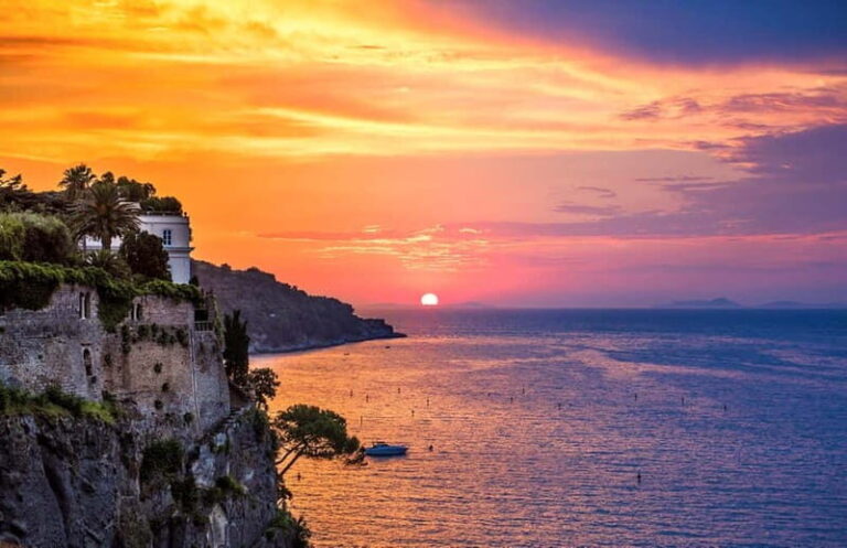 Sorrento: Sunset City Walking Tour with Limoncello Tasting - What Sets This Tour Apart?