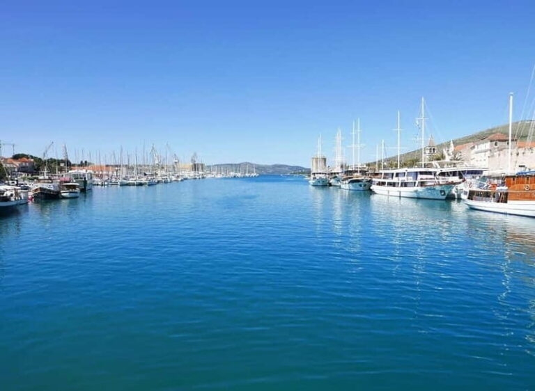 Split and Trogir Half Day Small Group Guided Tour - Detailed Breakdown of the Itinerary