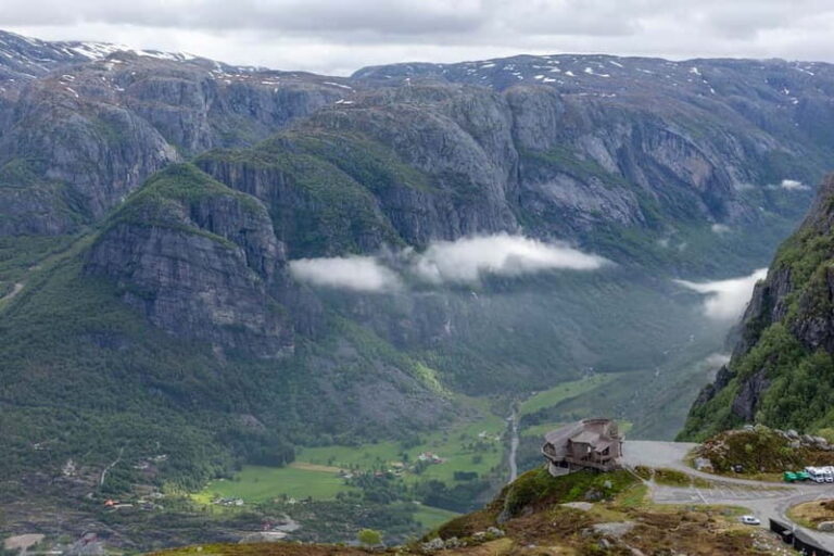 Stavanger: Kjerag Summer Hike with Packed Lunch - The Experience: What Travelers Say