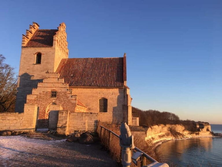 Stevns Klint: Scenic hiking at a UNESCO World Heritage Site - The Experience in Detail: From Start to Finish