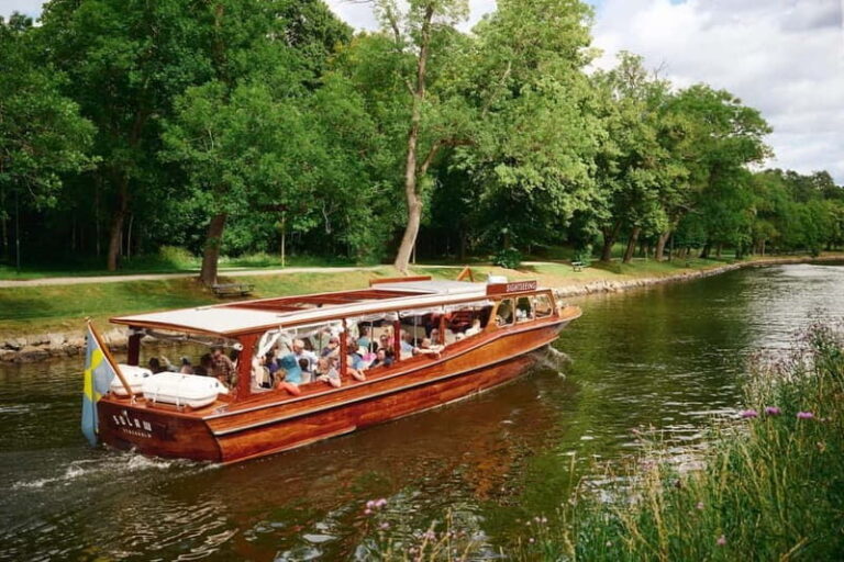 Stockholm: Guided Archipelago Tour by Classic Wooden Boat - An In-Depth Look at the Stockholm Archipelago Guided Tour