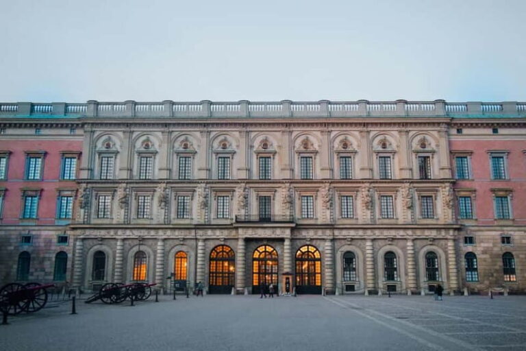 Stockholm: Old Town Walking Tour - Detailed itinerary and highlights