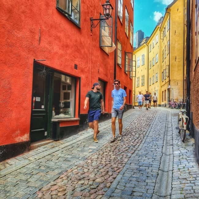 Stockholm: Royal & Classic History Walking Tour with Fika - What to Expect from the Tour