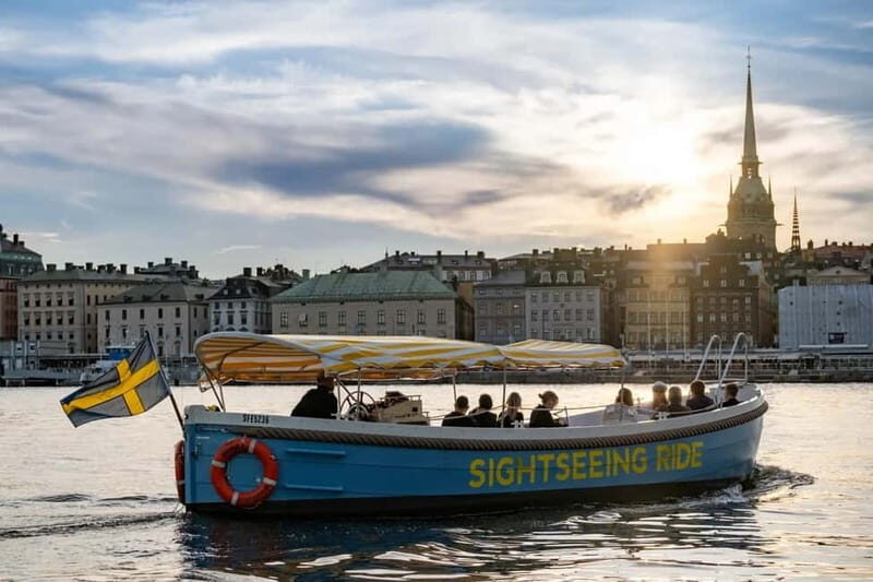 Stockholm: Walking Tour and Electric Boat Ride - The Scenic Electric Boat Cruise