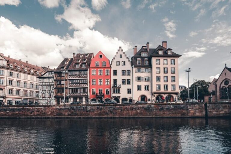 Strasbourg: 2-hour tour of the Historic Center and Petite France - An Authentic Walk Through Strasbourg’s Heart