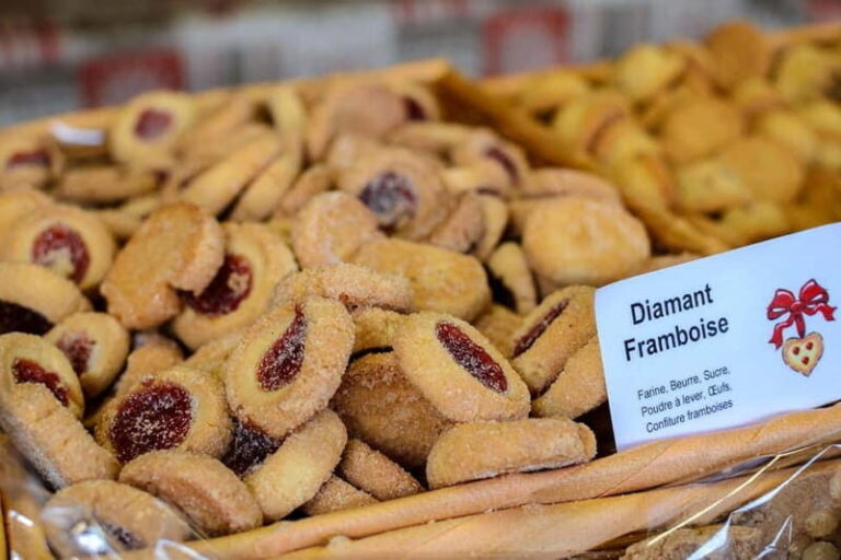 Strasbourg Christmas market tour and culinary city tour with tastings - Who Will Love This Tour?