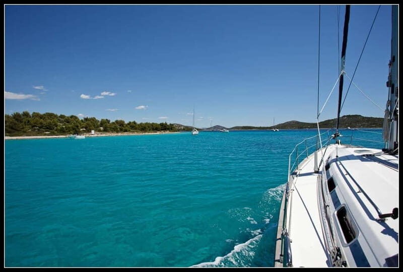 Sukosan: 7-Day Dalmatia Yacht Cruise Croatia. Luxury jacht. - Day-by-Day Breakdown of the Itinerary