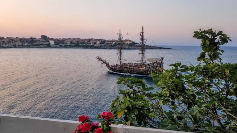 Sunny Beach: Sozopol Old Town, Ravadinovo Castle & Boat Tour - In-Depth Breakdown of the Itinerary