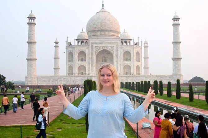 Sunrise Taj Mahal And Agra Private Tour From Delhi - Key Points