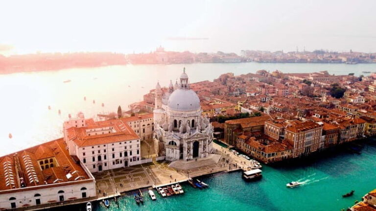 Sunset in Venice: Private Boat Aperitif - The Experience in Detail