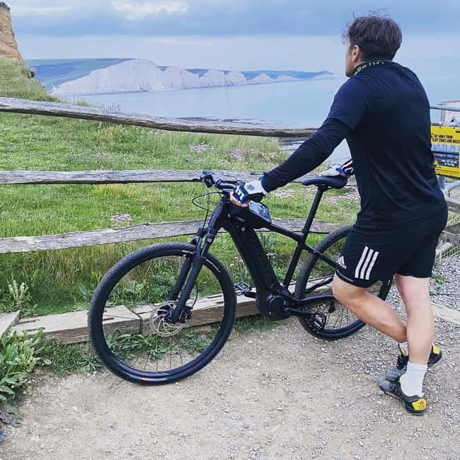 Sussex: City Highlights e-Bike hire - Who Would Love This Tour?