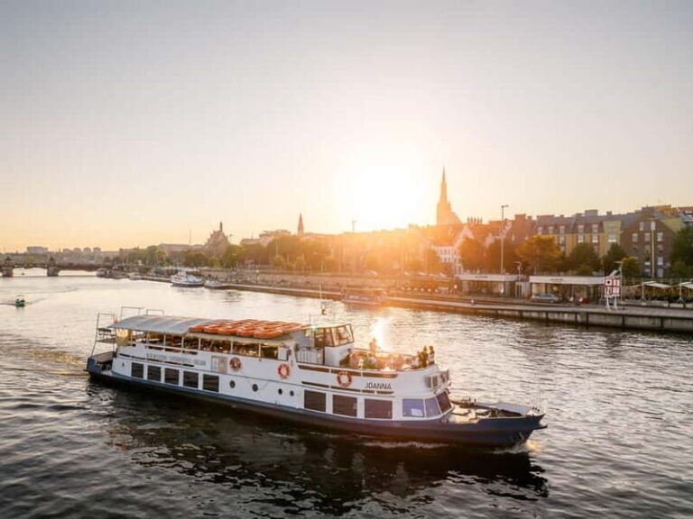 Szczecin: cruise around the port - Who Should Consider This Cruise?
