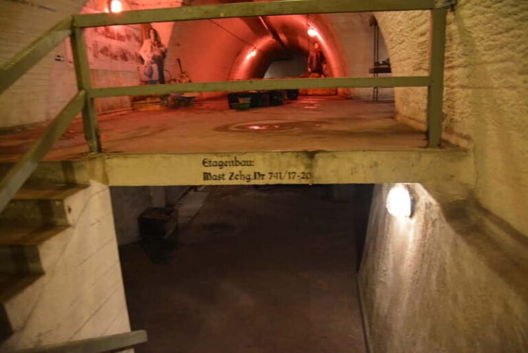 Szczecin Underground Routes and Old Town Private WalkingTour - Discovering Szczecin’s Underground Routes