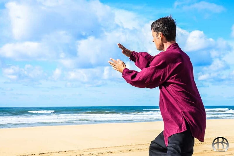 Tai Chi Chuan near the ocean - The Value of a No-Gear Approach