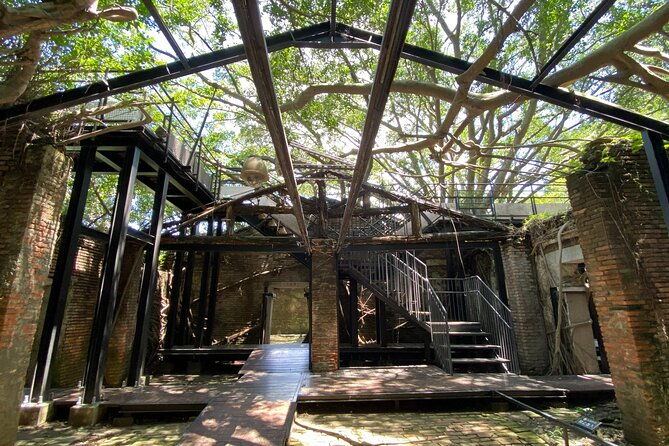 Tainan Ancient Capital & Wushantou Reservoir One Day Tour - Anping Tree House & Historical Landmarks
