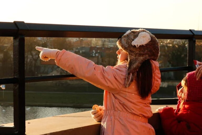 Tales and Legends of Krakow a Family Adventure Guided Tour - What to Expect: A Balanced Perspective