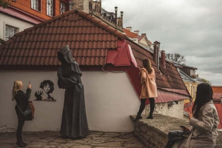 Tallinn: 1.5-Hour Old Town Walking Tour - The Value of the Experience