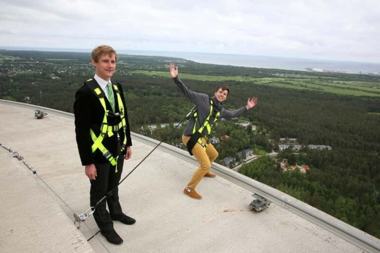 Tallinn TV Tower: Walk on the Edge - An In-Depth Look at the Experience