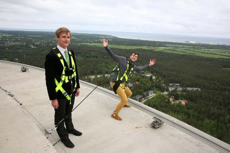 Tallinn TV Tower: Walk on the Edge - An In-Depth Look at the Experience