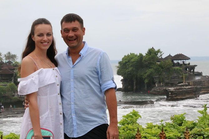 Tanah Lot and Uluwatu Temple Tour Including Seafood Dinner at Jimbaran Beach - Key Points