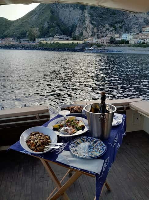 Taormina: Isola Bella Boat Tour with Prosecco Onboard - The Experience: What Youll Be Enjoying