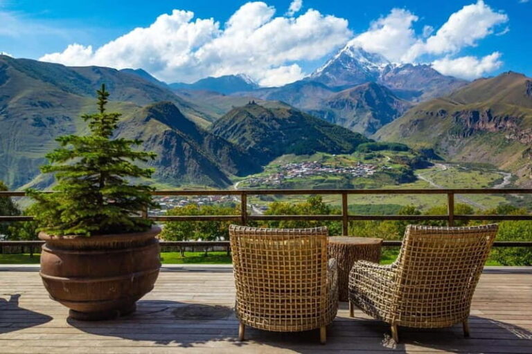 Tbilisi: 2-Day Gudauri and Kazbegi Tour with Hotel Pickup - Highlights of the Tour