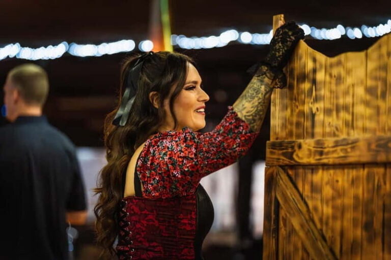 Tenerife : Musical show "the wild south" with dinner and transfer - An In-Depth Look at the "Wild South" Musical Show