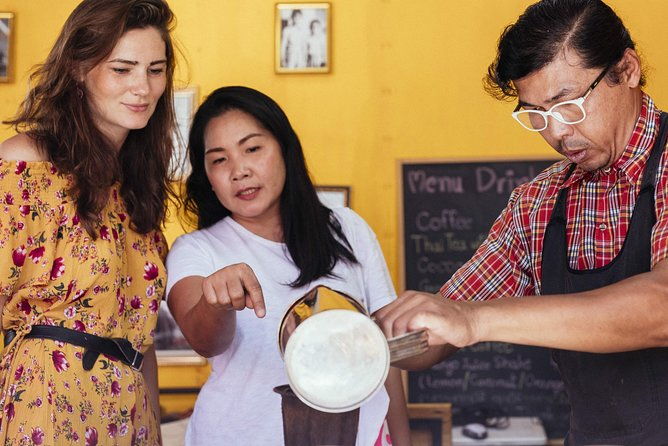 The 10 Tastings of Chiang Mai With Locals: Private Street Food Tour - Key Points  