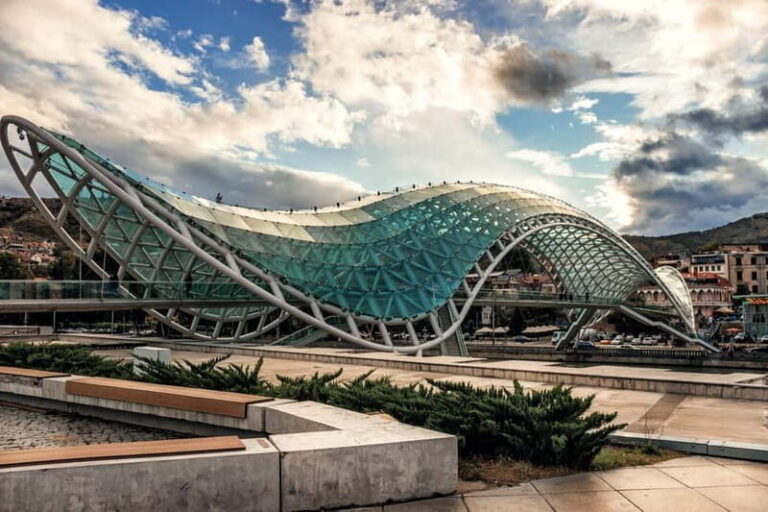The Heart of Tbilisi: Walking Tour of Top Landmarks - What’s Included and Practical Details