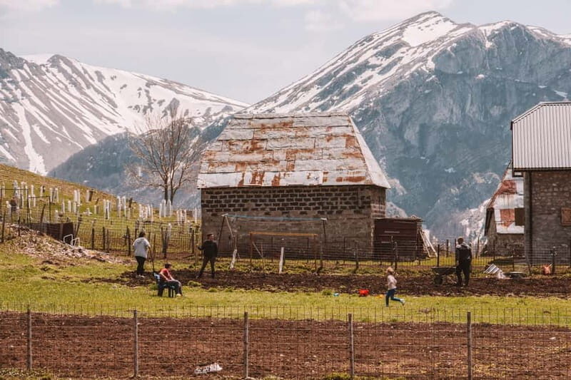 The loneliest village in Bosnia | Hike to Lukomir (from Sarajevo)