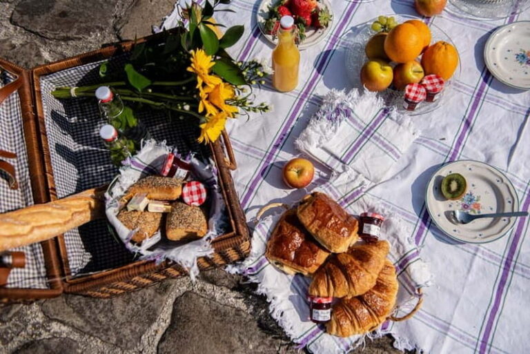 The Parisian Picnic - Who Will Love The Parisian Picnic?