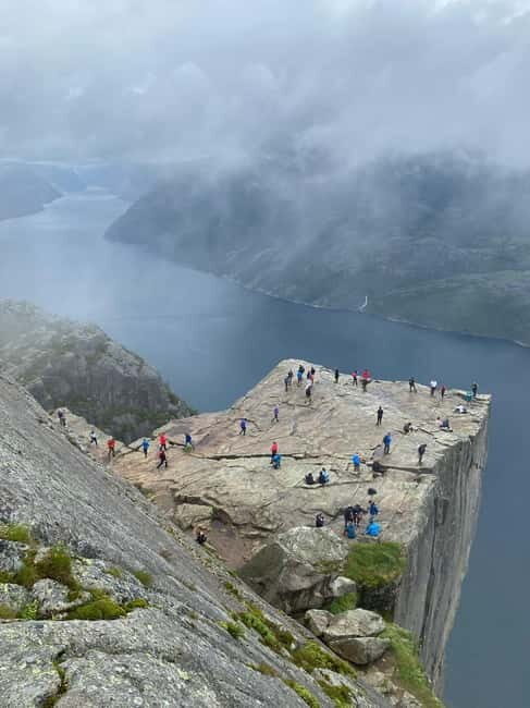 The Three Crowns of Norway 5-Day Private Hiking Tour Package - What Makes This Tour Stand Out?