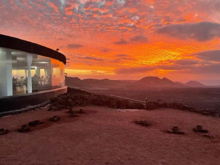 Timanfaya National Park: Evening Tour with Volcano Dinner - Analyzing the Cost and Overall Value