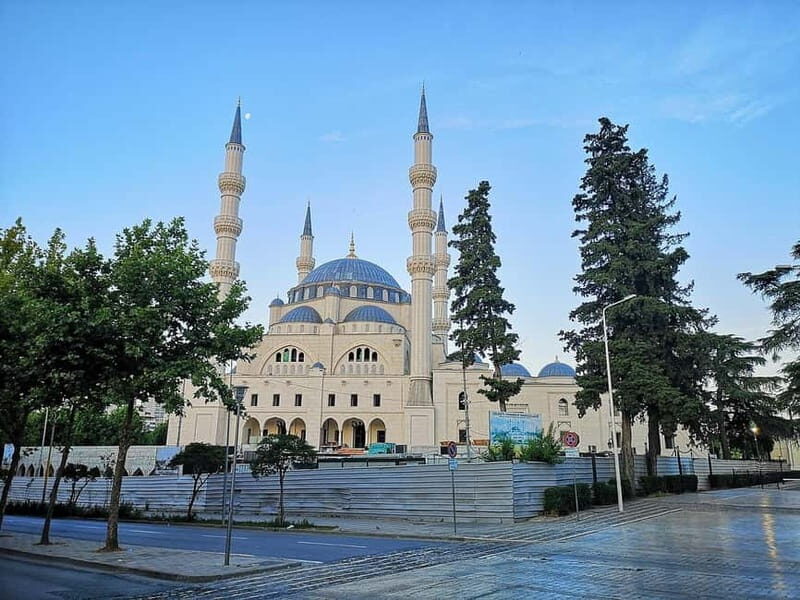 Tirana: 2 Hour Guided Hidden Treasures Sightseeing Tour - How the Tour Works
