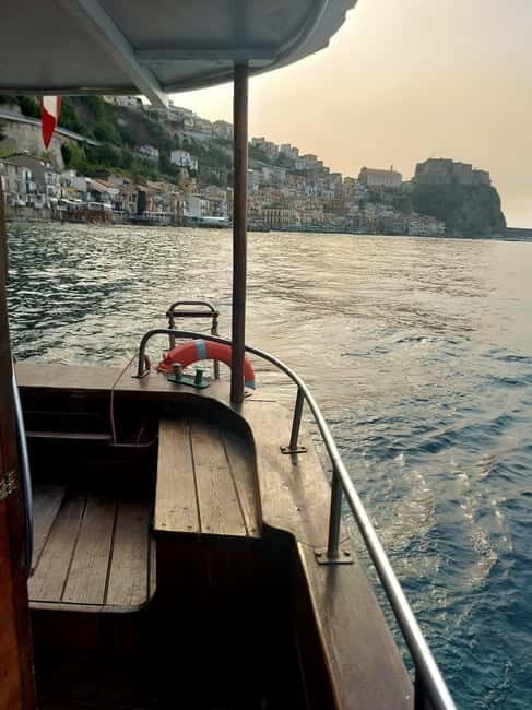 tour in barca con sosta bagno nelle acque di scilla - Additional Details on the Experience