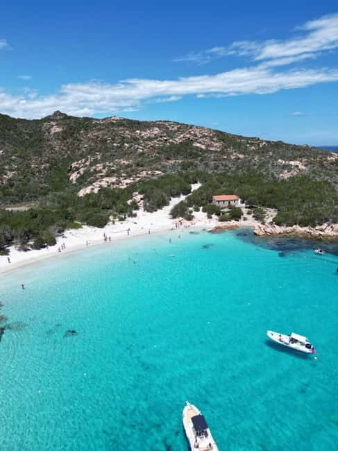 Tour in barca dell'Arcipelago di La Maddalena con pranzo - The Itinerary in Detail
