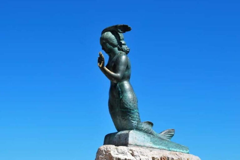 Tour in Sitges ( Bcn): Cultural diversity, tapas and beach - Practical Details and What to Expect