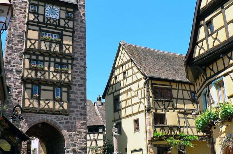 Tour, tasting, and traditional meal in Riquewihr