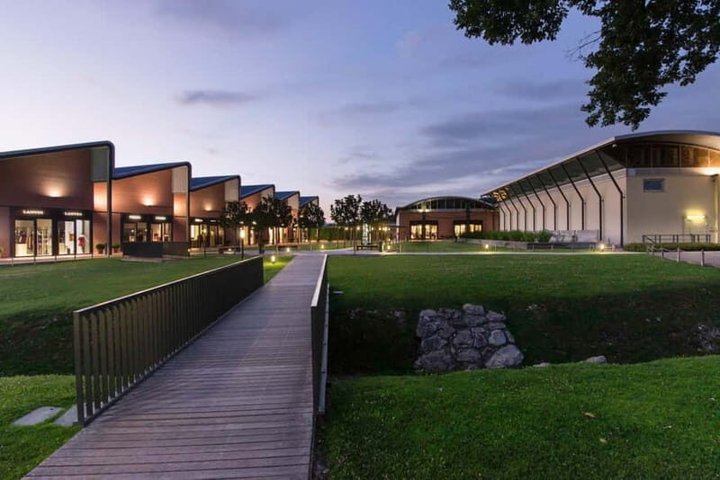 Tour to The Mall in Florence for a day of shopping - The Practicalities: What You Need to Know