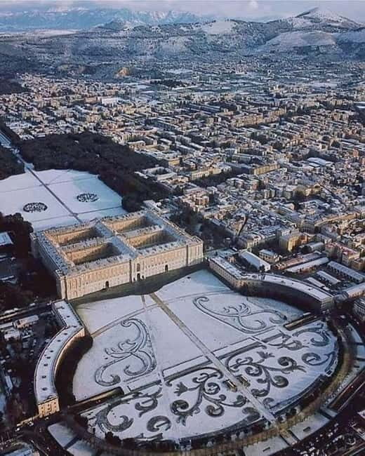 Tour to the Royal Palace of Caserta and Monte Cassino: with Guide and Tickets Included - Who Is This Tour Best For?
