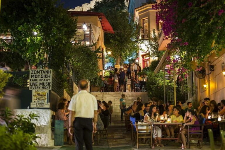 Traditional Greek Show in Plaka with Dinner - Scenic Drive and Photo Opportunities