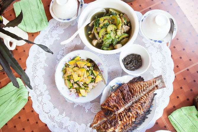 Traditional Market Tour and Private Laotian Cooking Class with a Local - Key Points:
