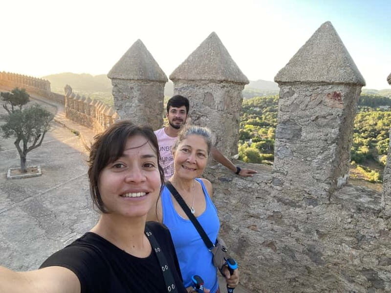 Travel and play tennis in Mallorca - The Castle and Scenic Views
