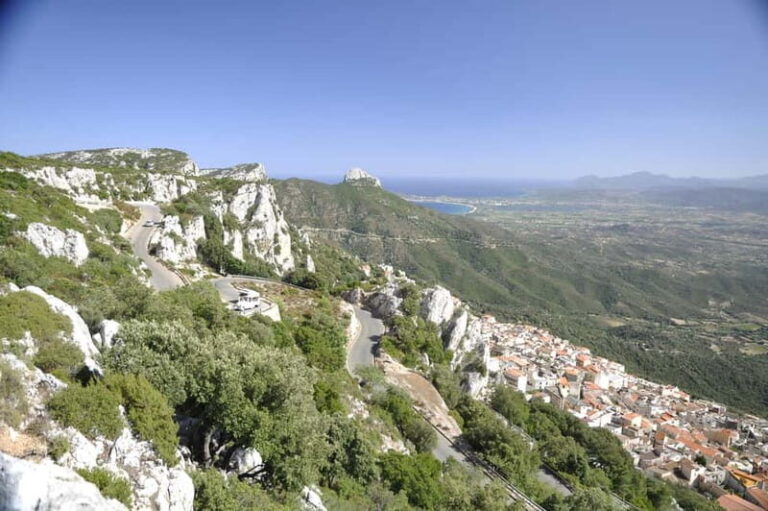 Trenino Supramonte: Guided tour of Golgo plateau - Transportation & Group Size