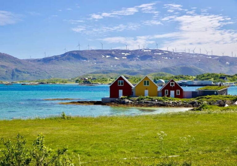 Tromsø: Fjords and Sommarøy Tour with Local Lunch - The Practical Details
