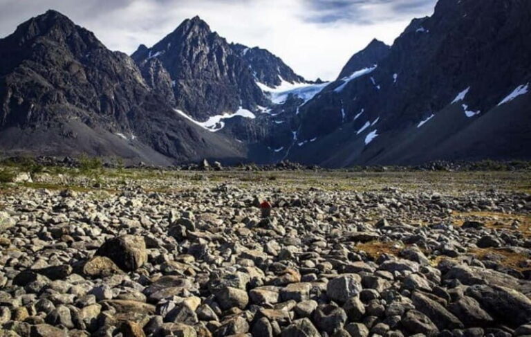 Tromsø: Hike to the Blue Lake (Blåisvatnet) - The Scenic Journey to Blue Ice Lake