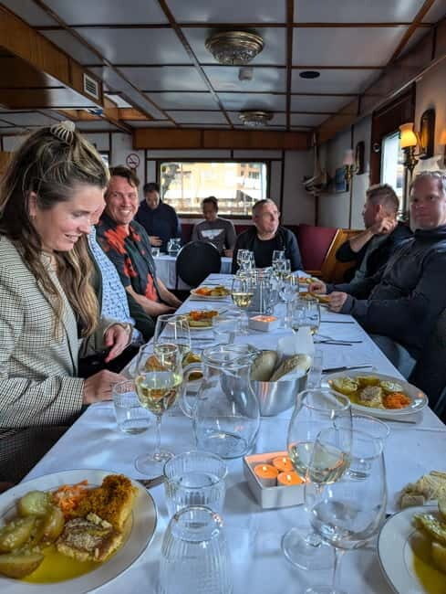 Tromsø: Midnight Sun Or Northern Lights Cruise - What to Expect & Practical Details
