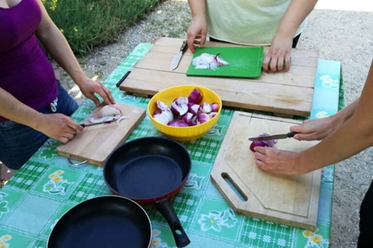 Tropea: Calabrian Cooking Class with Lunch - Who Should Book This Tour?