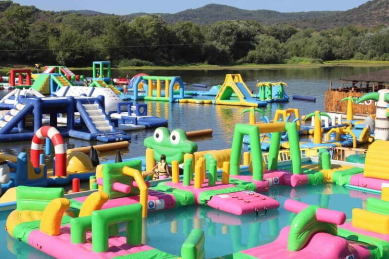 Unlimited day pass to giant water park Roquebrune sur Argens - Value and Pricing